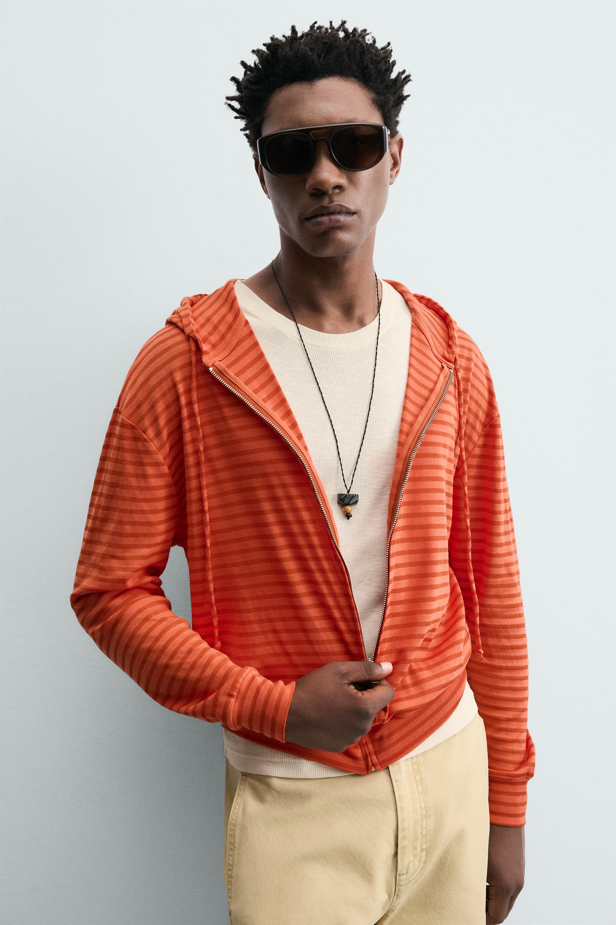 STRIPED HOODED SWEATSHIRT